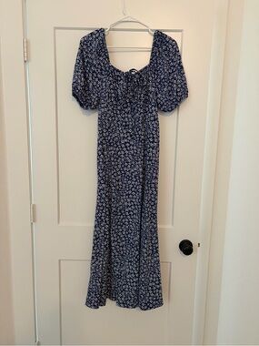 Floral Puff-Sleeve Maxi Dress in Navy